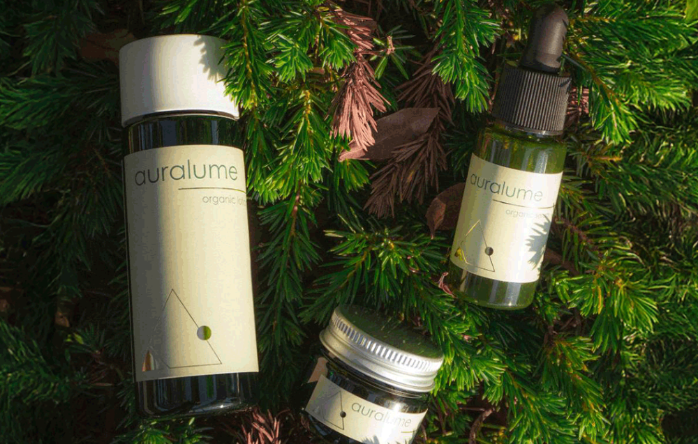 世界基準の輝き
<span>先進オーガニック</span>